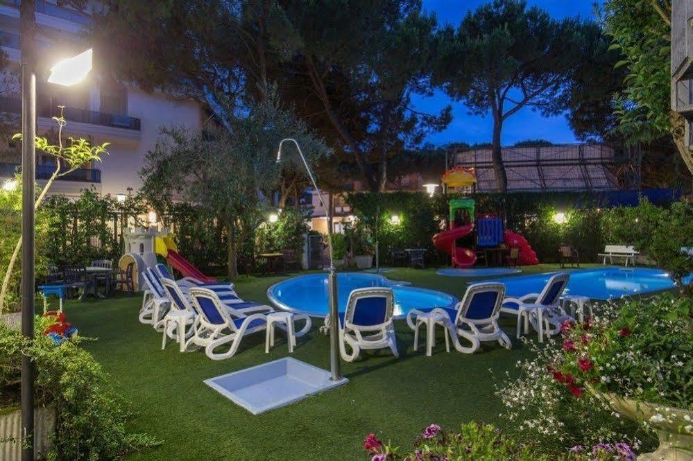 New Hotel Τζεσόλο Λίντο Εξωτερικό φωτογραφία